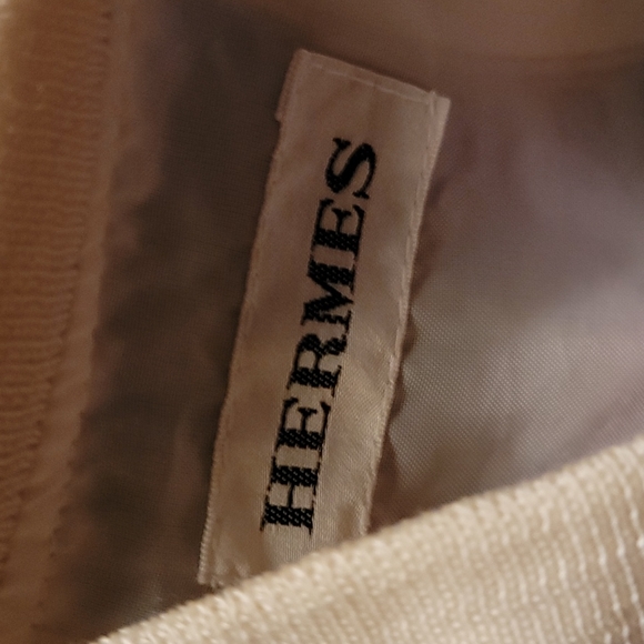 SOLD Hermes silk baseball style jacket 25" pit to pit 24" long - Picture 6 of 6